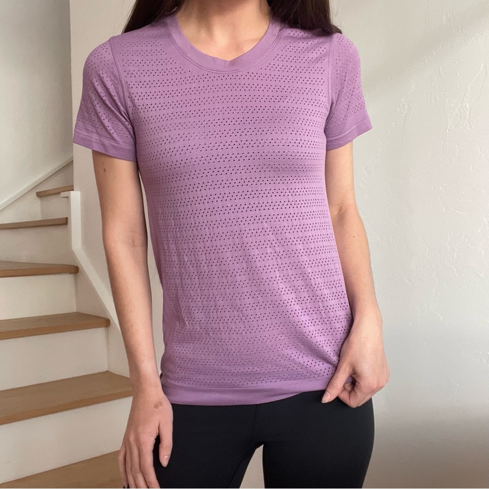 Lululemon Swiftly Breathe Short Sleeve Squad Wisteria Purple Mesh Shirt Top Tee